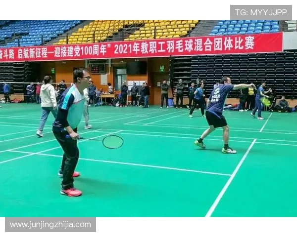 南京羽毛球队与成都羽毛球队赛后复盘速度对比分析与战术探讨